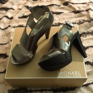 Michael Kors metallic heels